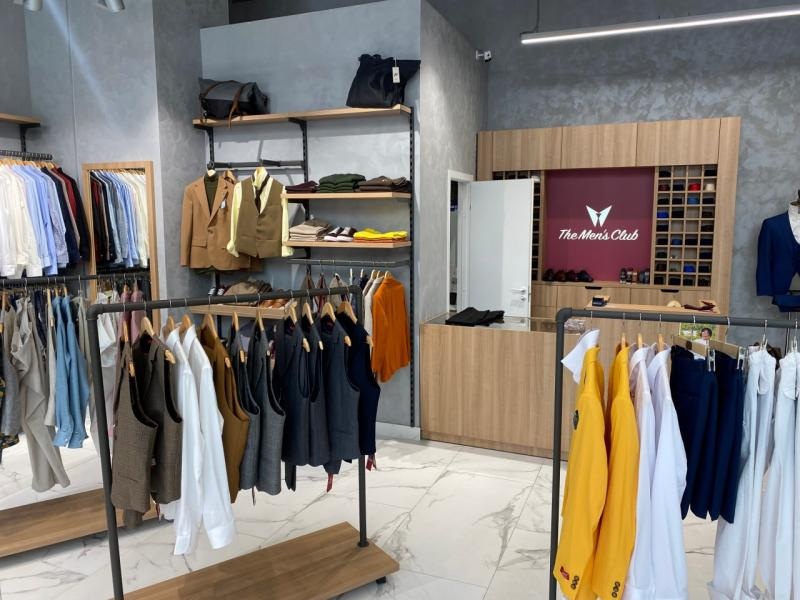 Выбор торгового оборудования для магазинов одежды